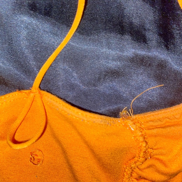 🧚‍♀️3for50$ Tie up crop top - Picture 3 of 9